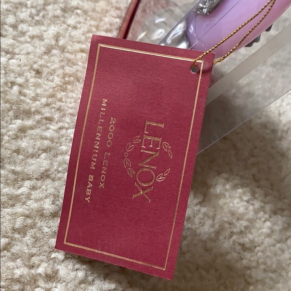 2000 MILLENIUM BABY. never taken out of box. - Picture 2 of 2